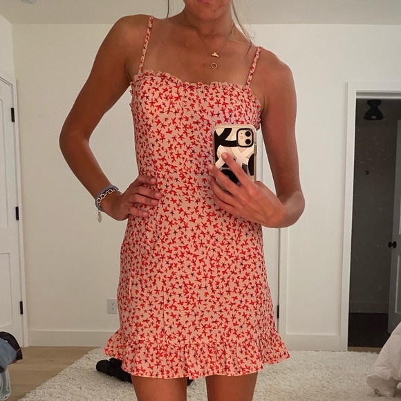 Princess Polly Dresses & Skirts - 👛2/$25👛 Princess Polly Floral Dress NWOT